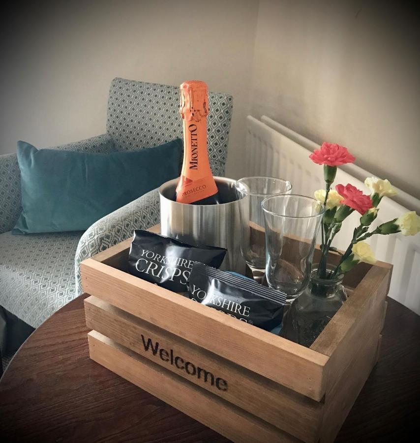 The Bay Horse, Masham Hotel Eksteriør billede