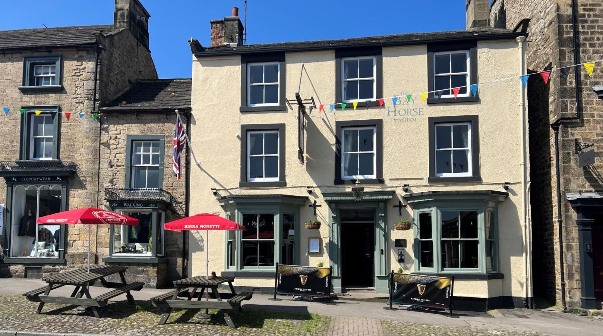 The Bay Horse, Masham Hotel Eksteriør billede